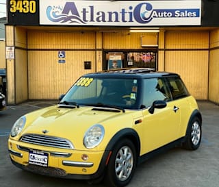 2002 MINI Cooper Base WMWRC33432TE10467 2002 MINI Cooper Base