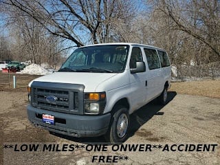 2013 Ford E-Series Wagon 1FBNE3BL0DDB18049 2013 Ford E-Series Wagon