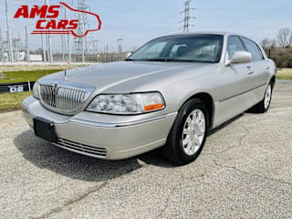 2006 Lincoln Town Car Signature Limited 1LNHM82W76Y640171 2006 Lincoln Town Car Signature Limited
