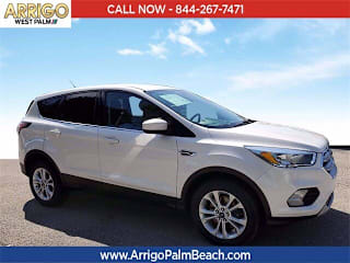 2017 Ford Escape 1FMCU9GD7HUE24564 2017 Ford Escape