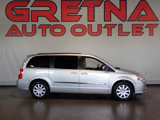 2011 Chrysler Town and Country Touring-L 2A4RR8DGXBR676235 2011 Chrysler Town and Country Touring-L