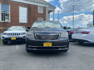 2011 Chrysler Town and Country Touring 2A4RR5DG0BR681457 2011 Chrysler Town and Country Touring