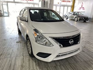 2018 Nissan Versa SV 3N1CN7AP0JL817110 2018 Nissan Versa SV