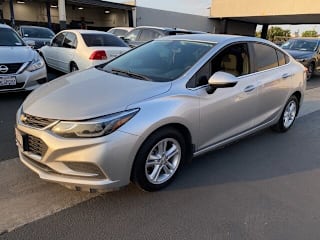 2017 Chevrolet Cruze LT Auto 3G1BE5SM5HS555062 2017 Chevrolet Cruze LT Auto