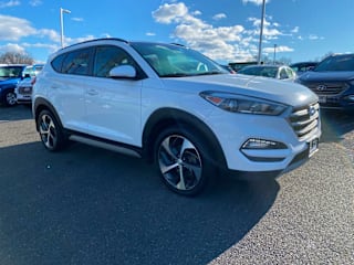 2017 Hyundai Tucson Value KM8J3CA25HU567060 2017 Hyundai Tucson Value