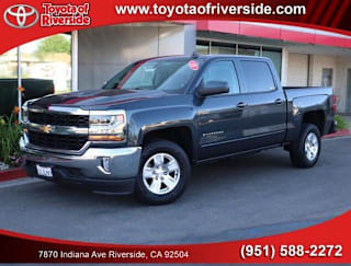 2018 Chevrolet Silverado 1500 LT 3GCPCREC1JG240250 2018 Chevrolet Silverado 1500 LT