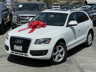 2010 Audi Q5 3.2 quattro Premium Plus WA1LKAFPXAA013460 2010 Audi Q5 3.2 quattro Premium Plus