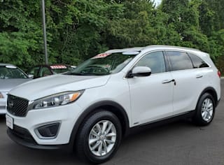 2016 Kia Sorento LX 5XYPGDA38GG024593 2016 Kia Sorento LX