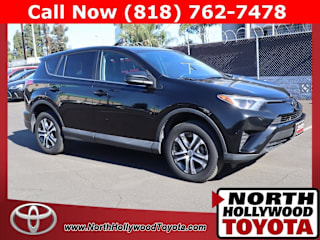 2017 Toyota RAV4 LE 2T3ZFREV3HW387004 2017 Toyota RAV4 LE