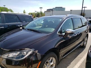 2019 Chrysler Pacifica Limited 2C4RC1GG5KR617328 2019 Chrysler Pacifica Limited