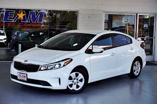 2017 Kia Forte LX 3KPFK4A75HE107359 2017 Kia Forte LX