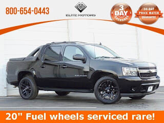 2011 Chevrolet Avalanche 3GNTKEE35BG244112 2011 Chevrolet Avalanche