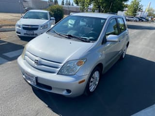 2005 Scion xA Base JTKKT624750087690 2005 Scion xA Base