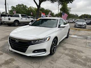 2019 Honda Accord 1HGCV1F19KA050334 2019 Honda Accord