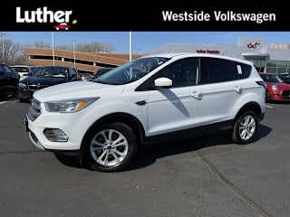 2017 Ford Escape 1FMCU9GD4HUD44087 2017 Ford Escape
