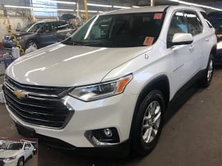 2018 Chevrolet Traverse LT Cloth 1GNEVGKWXJJ174453 2018 Chevrolet Traverse LT Cloth