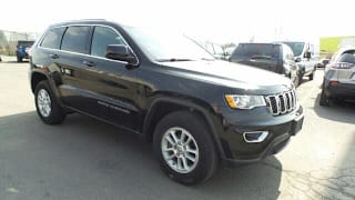 2018 Jeep Grand Cherokee Laredo 1C4RJFAG4JC426664 2018 Jeep Grand Cherokee Laredo