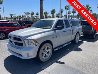 2018 Ram Pickup 1500 Express 1C6RR6FT9JS139381 2018 Ram Pickup 1500 Express