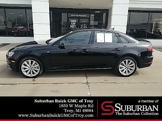 2018 Audi A4 2.0T quattro Premium WAUDNAF43JA019282 2018 Audi A4 2.0T quattro Premium