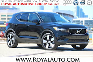2019 Volvo XC40 T5 Momentum YV4162UK6K2134512 2019 Volvo XC40 T5 Momentum