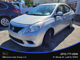 2014 Nissan Versa 1.6 S 3N1CN7AP3EL810464 2014 Nissan Versa 1.6 S