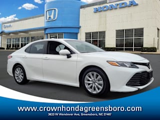 2018 Toyota Camry LE 4T1B11HK3JU506557 2018 Toyota Camry LE