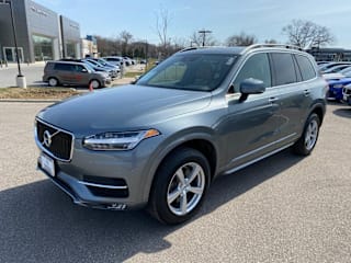 2018 Volvo XC90 T5 Momentum 5-Passenger YV4102XK2J1320937 2018 Volvo XC90 T5 Momentum 5-Passenger