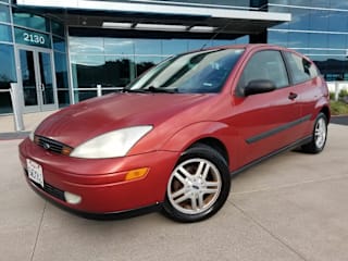 2000 Ford Focus ZX3 3FAHP3136YR198223 2000 Ford Focus ZX3
