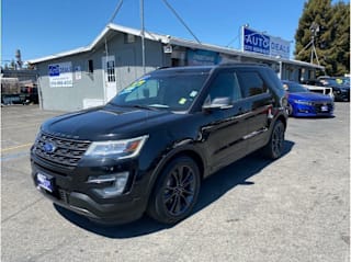 2017 Ford Explorer XLT 1FM5K7D8XHGA03799 2017 Ford Explorer XLT