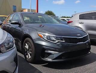 2020 Kia Optima LX 5XXGT4L37LG427181 2020 Kia Optima LX