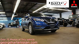 2017 Nissan Rogue S 5N1AT2MV9HC864015 2017 Nissan Rogue S