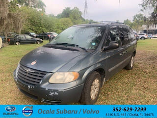 2006 Chrysler Town and Country Base 1A4GP45R06B608407 2006 Chrysler Town and Country Base