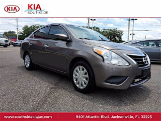 2017 Nissan Versa 1.6 S 3N1CN7AP5HK457218 2017 Nissan Versa 1.6 S