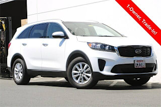 2019 Kia Sorento LX 5XYPG4A33KG604682 2019 Kia Sorento LX
