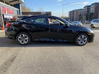 2018 Honda Civic 2HGFC2F58JH535446 2018 Honda Civic