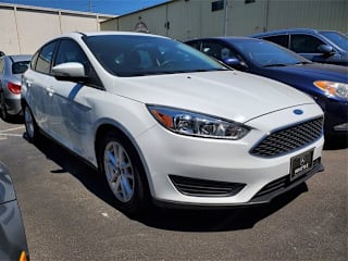 2016 Ford Focus SE 1FADP3K26GL276601 2016 Ford Focus SE