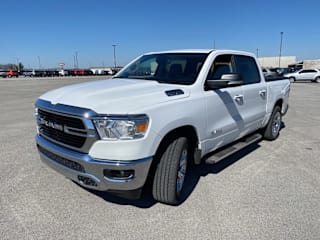 2019 Ram Pickup 1500 1C6SRFFT3KN577640 2019 Ram Pickup 1500