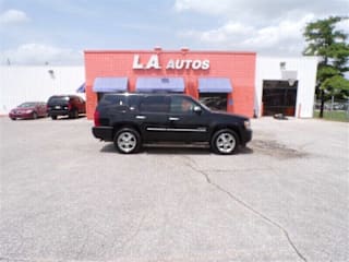 2010 Chevrolet Tahoe LTZ 1GNUKCE04AR106705 2010 Chevrolet Tahoe LTZ
