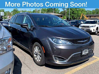 2018 Chrysler Pacifica Touring L 2C4RC1BG5JR152264 2018 Chrysler Pacifica Touring L