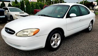 2000 Ford Taurus SES 1FAFP55U8YG283626 2000 Ford Taurus SES