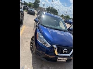 2019 Nissan Kicks SV 3N1CP5CU5KL564109 2019 Nissan Kicks SV