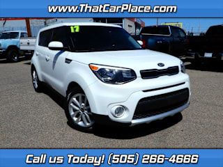 2017 Kia Soul + KNDJP3A54H7465038 2017 Kia Soul +