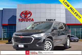 2019 Chevrolet Traverse LS 1GNERFKWXKJ293393 2019 Chevrolet Traverse LS