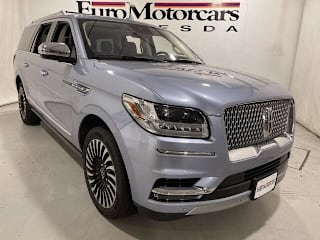 2019 Lincoln Navigator L Black Label 5LMJJ3TT4KEL13026 2019 Lincoln Navigator L Black Label