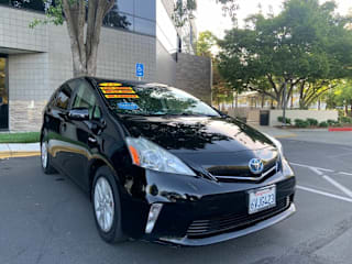 2012 Toyota Prius v Five JTDZN3EU1C3042444 2012 Toyota Prius v Five