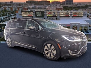 2020 Chrysler Pacifica Hybrid Limited 2C4RC1N76LR100060 2020 Chrysler Pacifica Hybrid Limited