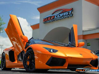 2014 Lamborghini Aventador LP 700-4 ZHWUR1ZD2ELA02402 2014 Lamborghini Aventador LP 700-4