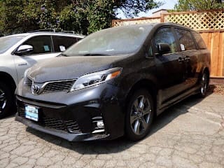 2019 Toyota Sienna SE Premium 8-Passenger 5TDXZ3DC4KS989477 2019 Toyota Sienna SE Premium 8-Passenger