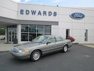 2002 Ford Crown Victoria LX 2FAFP74W92X112464 2002 Ford Crown Victoria LX
