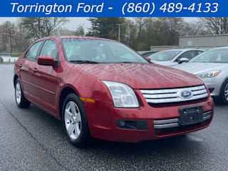 2007 Ford Fusion V6 SE 3FAHP011X7R259438 2007 Ford Fusion V6 SE
